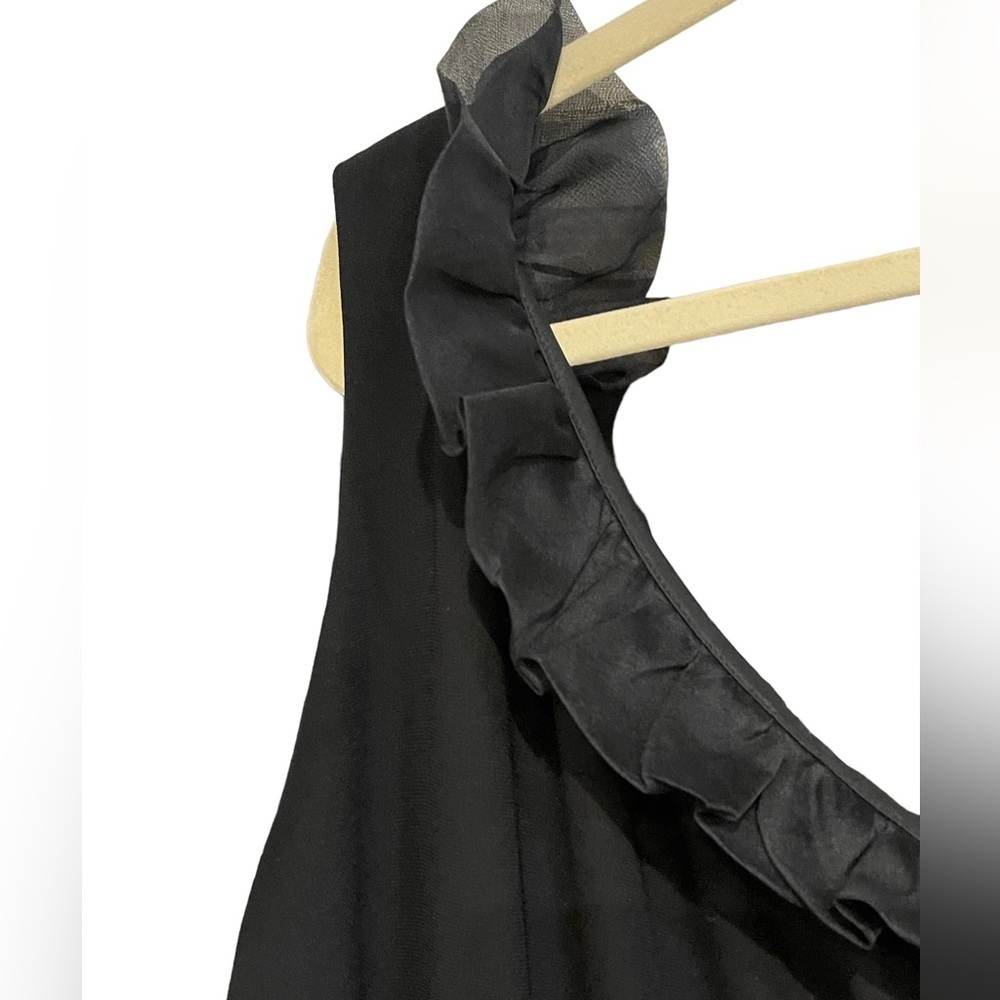 🖤🔥Maggy London one shoulder little black dress size 10 with small ruffle trim - Picture 3 of 5